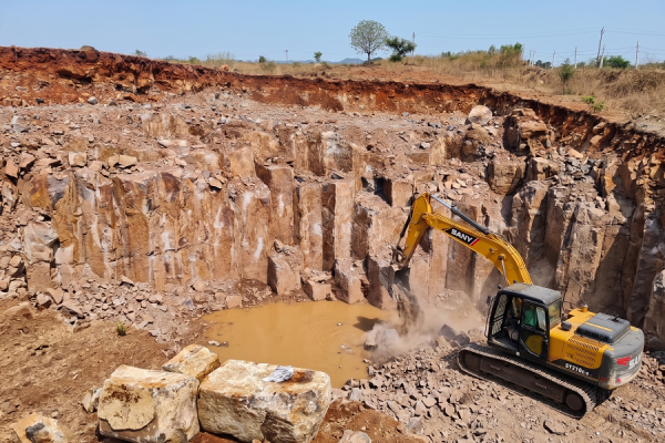 natural-black-basalt-stone-quarry-mining-process